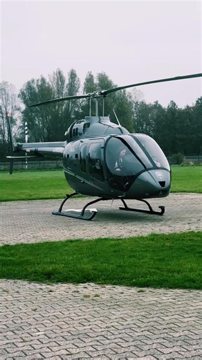 Bell 505 Startup! 🔥🚁🎵 #helicopter #pilotsoftiktok #pilots #startup #coldstart #turbine #turbinestartup | Dansa