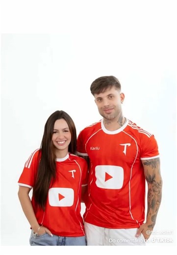 Hoje eu acho que todo mundo conseguiu compreender o porque eles estão juntos muitos dizendo que eles não tem química que eles não combinam mas eu acho que a maior prova de amor que uma pessoa pode fazer pro ser humano é isso amar incondicionalmente independente de dinheiro e de valores e eu acho que eles nos provaram isso que o amor deles é verdadeiro sim o primeiro beijo dos nossos bebês ##lalaevalenworld💞##taspio##lavinia##tasvinia@@Taspio@@Lavínia Ximenex