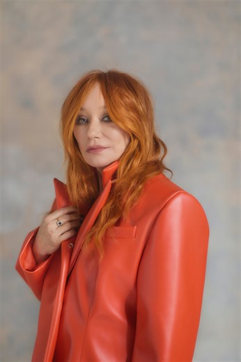 Tori Amos Live Debuts “Shush” & Plays “Witness” For First Time In 21 Years -