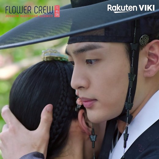Kim Min Jae and Gong Seung Yeon are planning to run away – but could there be a better way to stay together? 🏃🏃‍♀🤔 Watch Viki Original series Flower Crew: Joseon Marriage Agency now, only on Viki: http://bit.ly/FlowerCrewSNS | Viki