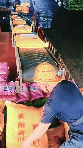 Feed on the Move! 🔄🐄