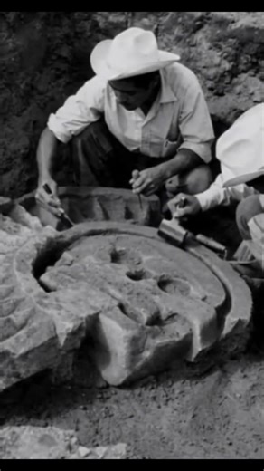 El “Disco de la Muerte” que estremeció Teotihuacán 😳🗿#Teotihuacán #Arqueología #MisteriosAntiguos