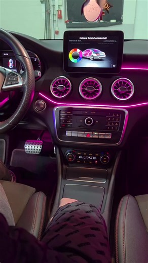 Ambientebeleuchtung und Installation für Mercedes CLA