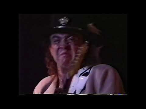 Stevie Ray Vaughan - Texas Flood - Live at Blues Peer (B) 16 july 1988.