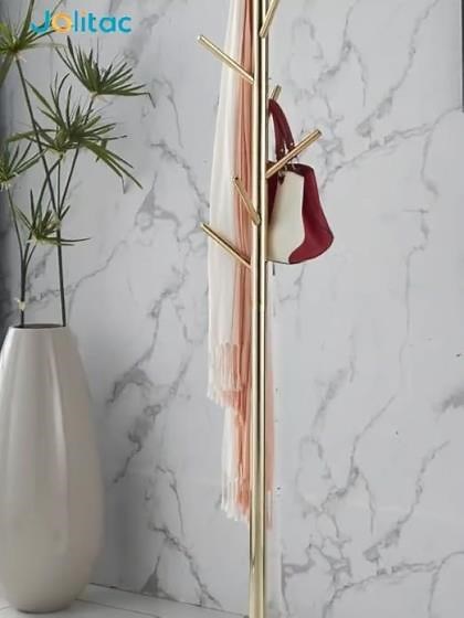 really a nice coat hanger tree !!!