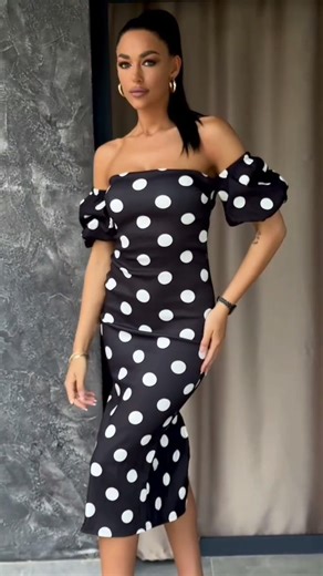 the perfect 🥀 our Retro Spot Bodycon Dress 🖤 #fashion #model #beauty #style #outfit #shorts