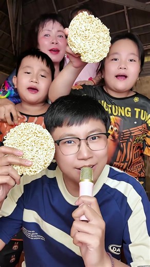 Trải Nghiệm Mì Cay 7 Cấp Độ - Thử Thách Vị Giác