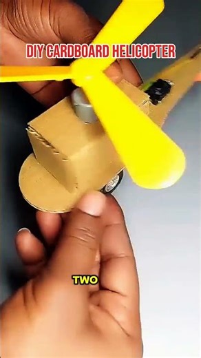 This Cardboard Helicopter Actually Flies! 🚁😳