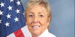 Sealy makes history as Hattiesburg’s first female police chief