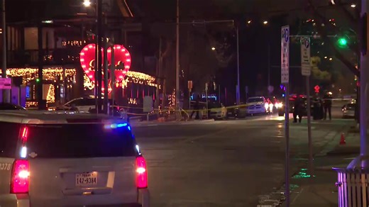 WATCH LIVE: CBS Austin is at the scene after a mass shooting at Buford's on West 6th Street. Police said the suspect is dead. MORE: https://cbsaustin.com/news/local/multiple-people-injured-in-mass-shooting-on-6th-st-austin-police-investigating | CBS Austin