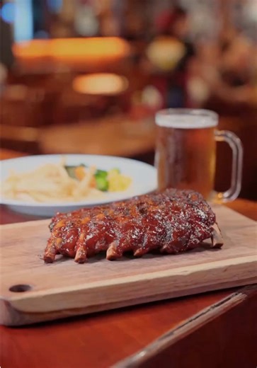 Ribs so good, you'll want to lick the plate clean! 😉 Reserve your table now by click the link in our bio. @arenabali #arena #arenabali #arenapub #beststeakbali #bestporkribsbali