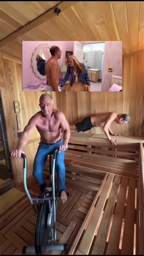 Please I hope this isn't too niche 😭 arrested development peeps I can't be the only one who noticed the Tobias similarity?