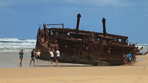 Tour to Fraser Island, Australia | Britannica