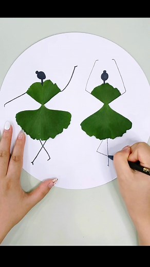 6.6K views · 80 reactions | A few ginkgo leaves can make a beautiful ballerina girl! #gingkoleaf handmade works #parentchild handcraft #creative #art paper craft ideas | paper craft ideas | Facebook