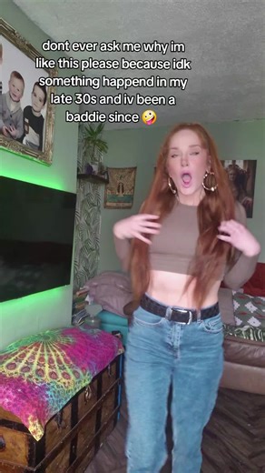 I came down with a bad case of bad bitch syndrome and it cant be cured 🤏🤏🤏