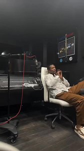 59K views · 2.4K reactions | You don't have to believe everything you see on the internet. There are many fake rumors out there. Always verify what you see online before believing it. keithsweat and iamdarrindhenson Talk Truth and wisdom. Tap in leave a Message | Keisha Sweat | Facebook