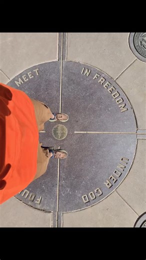 No more State High Points or Six Pack of Peaks hiking challenges for a while. So, I thought since I already found two Tri-State Monuments, I may as well go find the Four Corners Monument. 😀 | Philip L. Yoho