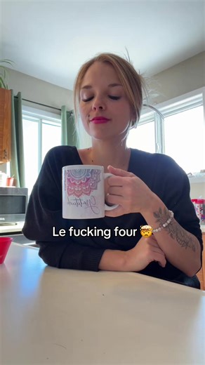 Non , mais c’est quoi cette phase là 🤣 Je suis dans cette phase où je me demande si mon enfant est fou 🤣 Une partie 2 ? J’en ai long à faire 🤣 #momlife #maman #lol #sketch #fyp