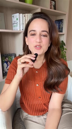 Sonia Shenoy on Instagram: "There are many positive triggers for this market , will the markets oblige , time will tell. But macro economic indicators look stable as of now. if this quarters results are anything to go by , consumption trends are picking up both in urban and rural india if you cut across consumption sectors , look at results from Asian paints, Mahindra and Mahindra, tata steel Asian paints saw domestic decorative volume growth has come in at almost 11% Mahindra and Mahindra saw r