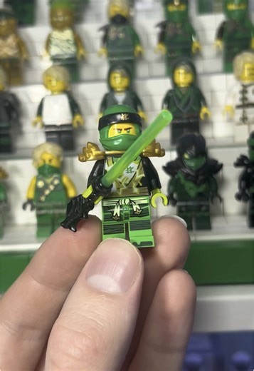 DoubleU (@doubleu_bricks) - Creating a Custom Energy Lloyd Ninjago Minifigure