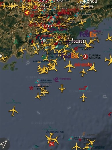 How Many Planes Are Flying This Exact Moment? 🤯 #aviation #flightradar24 #pov
