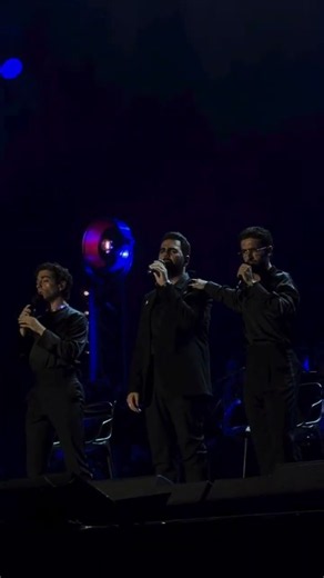 @IlVoloOfficial Hallelujah 🎶 live in Caserta at Reggia di Caserta @GianlucaGinobleOfficial1