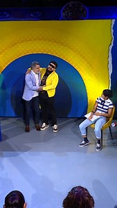 CC le pido su opinión a mi papá, pero se pasa de sincerote… 🥹😩😅 #LaResolana, mañana con Eugenio Derbez, 11:00 p.m. por Azteca UNO. 📺 | La Resolana