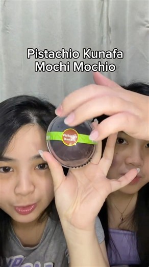 part 1 l review dubai chewy chocolate #dubaichewycookies #foodreview #kunafa