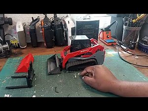 3D Printed RC track/skid steer loader
