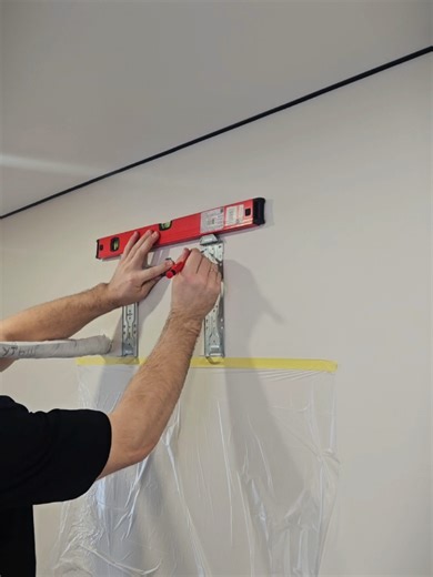 монтаж крепежной пластины для внутреннего блока кондиционера / установка сплит-системы Новосибирск #монтаж #кондиционера #нск