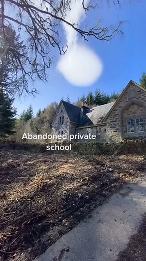 #creepy #scary #scared #scarytiktoks #creepypasta #abandoned #abandonedplaces #abandonedhouse #night #crazy #nightmare #urbanx #urbantheory #urbanxploring #urbanxtreme #abandonedplaces #abandon #abadoned #abandoned #abandonado #abandonedhouse #abandonedmansion #abandonedbuilding #exploring #explore #explorer #explorepage #foryou #viral #viralvideosjedi | Abandoned Houses