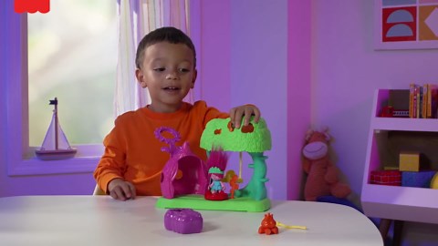 Fisher-Price Imaginext DreamWorks Trolls Toys Flower Fun Campsite Playset with Poppy Figure for Pretend Play Kids Ages 3+ Years