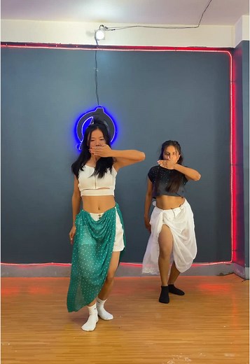 Aankh: New Song by Sunidhi Chauhan