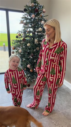 Stable Lane - Jayne Gilmore on Instagram: "Matching Christmas Pyjamas ❤️🎄 The cutest ever adults and kids Christmas pyjamas! Elsie and I love them! We have had a huge restock and drop of new arrivals from Chelsea Peers all available in store and online now! Order a gift box with any pair of pyjamas and it will be discounted to £5. Don’t forget to leave us a message in the notes section at checkout if you would like a gift receipt! ❤️ Shop these styles and the full collection on the link below �