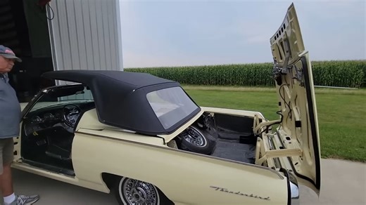 1963 Ford Thunderbird convertible top operation