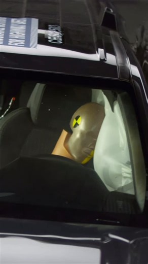 IIHS-HLDI on Instagram: "New IIHS safety ratings were recently posted for the 2025 Toyota 4Runner. ℹ️ The midsize SUV earned our highest rating of good in the 37-mph side crash test seen here. Several other lackluster ratings, however, take it out of contention for a 2025 TOP SAFETY PICK. Details at the link in bio."