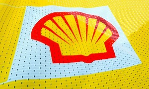 Shell in talks with Australian government after £415m tax bill