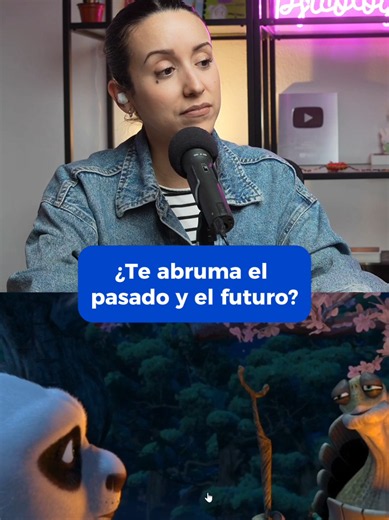 No podemos cambiar lo que ya pasó ni controlar todo lo que viene. Pero aquí y ahora sí podemos elegir, actuar y ocuparnos de aquello que está en nuestras manos. Por eso el presente es un regalo.🌱 Y ya está disponible mi curso: Escucha empática y conexión emocional, en mi página web. ❤️‍🩹 Análisis completo de Kung Fu Panda en mi canal de YT. 🐼🥋❤️ Link en mi Bio. #análisis #psicóloga #KungFuPanda #presente #aquíyahora