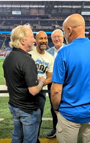 478K views · 6K reactions | Actor and comedian, Southfield native Keegan Michael-Key, actor and director and Lansing native Timothy Busfield and actor Gerald McRaney are in the house at Ford Field for the Detroit Lions NFL home opener vs. the Chicago Bears on Sunday, Sept. 14, 2025. Video by Junfu Han, Detroit Free Press | Detroit Free Press | Facebook