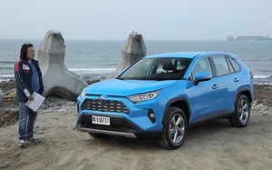 霸位难撼，油电SUV首选！丰田荣放RAV4 2.5 HYBRID台湾试驾