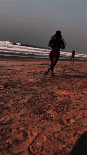 Beach Workouts: Join the Sunrise Fitness Challenge!