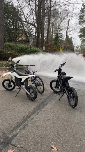 Fire hydrant exploded #riding #fyp #viral #mtb #firehydrant