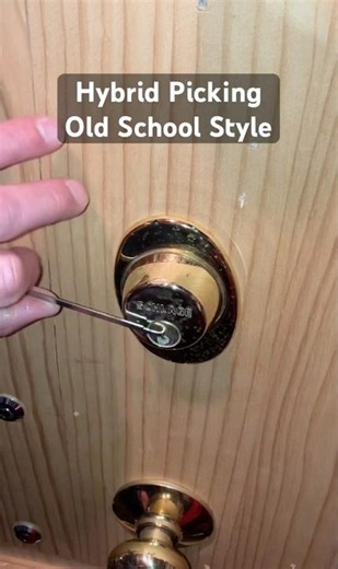Schlage Deadbolt, Hybrid Lock Picking, Old School Style #lockpicking #lockpick #locksmith #covert