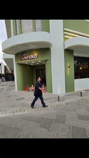 The biggest and most luxurious Pollo Campero in the country is ready 🇸🇻😎