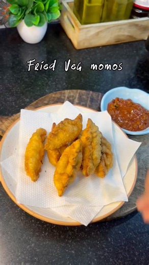 Fried Veg Momos Recipe 🔥 Crispy Street-Style Momos at Home | That’s Going Viral!