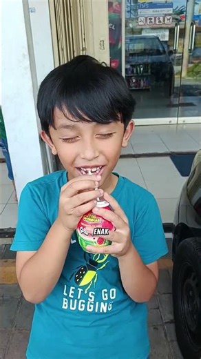 Mama Kaget Ara Cobain Susu Semangka Susah Dibolongin Pk Sedotan Dr Indomaret. Mama Bantu Caranya 🍼🍉🤔