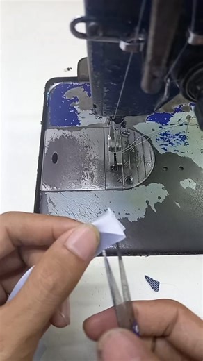 Nissa mustika on Instagram: "Tips for making rouleau loops. Tips foe beginners #sewingtips #sewingtutorial #sweingtips #sewinghome #easysewing"