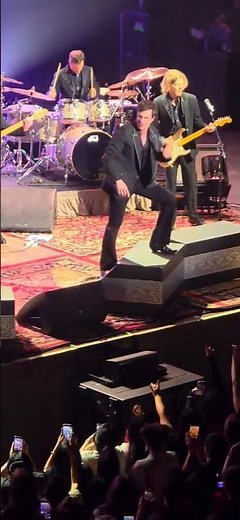 Brandon Flowers When You Were Young Fox Oakland 9/5/26 Thrasher Tour