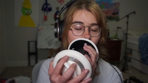 aggressive ear biting asmr (squeaky!! ) [ PeeboASMR ] (自用)