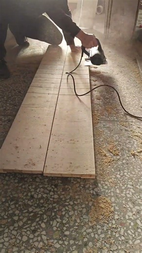 Large wall, curved door frame, don't pull without priming. #WoodenDoorInstallation